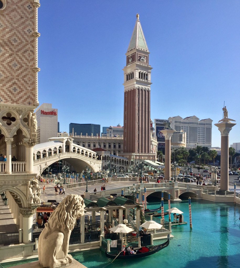 Eating My Way Down Las Vegas Boulevard • Happylifeblogspot